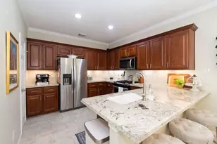 2127 Stacy Glen, Houston, TX 77008 - Photo 10