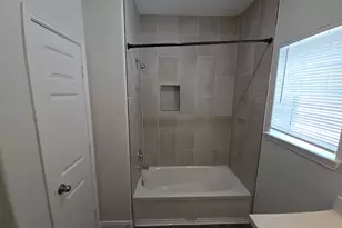 8235 Locksley Rd, Houston, TX 77078 - Photo 26