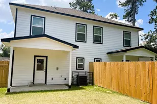8235 Locksley Rd, Houston, TX 77078 - Photo 28