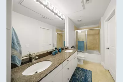 3505 Sage Road #1705, Houston, TX 77056 - Photo 18