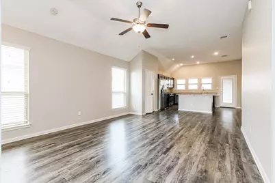 1165 Shadow Glenn Drive, Conroe, TX 77301 - Photo 4