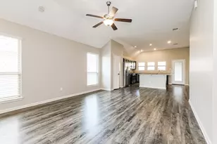 1165 Shadow Glenn Dr, Conroe, TX 77301 - Photo 4