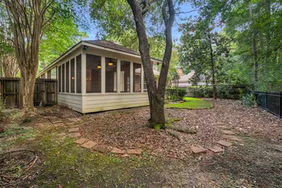 67 E Sterling Pond Circle, The Woodlands, TX 77382 - Photo 32