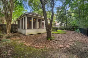 67 E Sterling Pond Cir, The Woodlands, TX 77382 - Photo 32