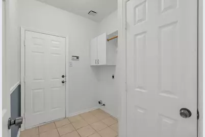 67 E Sterling Pond Circle, The Woodlands, TX 77382 - Photo 20