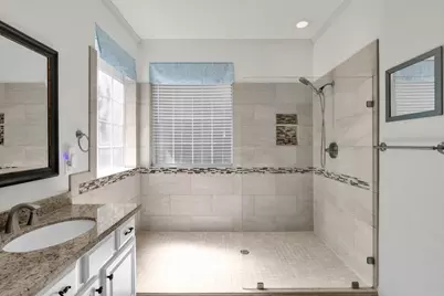 67 E Sterling Pond Circle, The Woodlands, TX 77382 - Photo 28