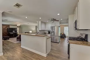 6515 Glenhill Dr, Spring, TX 77389 - Photo 10