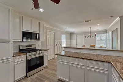 6515 Glenhill Drive, Spring, TX 77389 - Photo 12