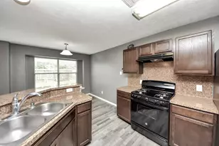9219 Dewberry Blossom Ln, Houston, TX 77064 - Photo 12