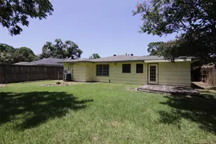 6601 Stroud Dr, Houston, TX 77074 - Photo 8