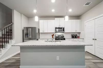 8603 Treetop Heights Drive, Baytown, TX 77523 - Photo 14