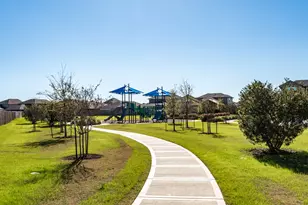 8603 Treetop Hts Dr, Baytown, TX 77523 - Photo 40