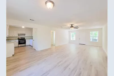 6 Sowell Lane, Huntsville, TX 77320 - Photo 4