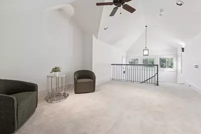 7 Leisure Lane, Bunker Hill Village, TX 77024 - Photo 32