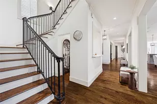 7 Leisure Ln, Bunker Hill Village, TX 77024 - Photo 14