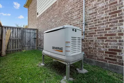 2246 Oakleaf Trail Lane, League City, TX 77573 - Photo 40
