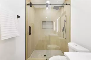 9603 Emnora Ln, Houston, TX 77080 - Photo 12