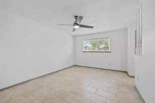 13834 Oakwood Ln, Sugar Land, TX 77498 - Photo 24