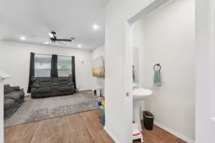 317 Euclid Ln, Uhland, TX 78640 - Photo 6
