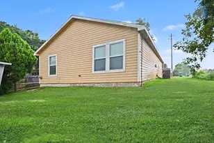 2932 Shady Creek Ln, Freeport, TX 77541 - Photo 26