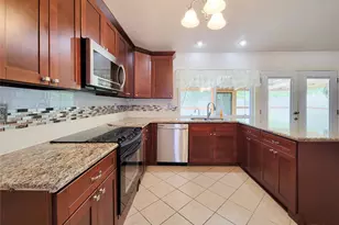 17602 Kakerglen Ct, Houston, TX 77084 - Photo 8