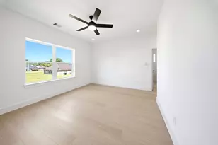 7417 Charlie St, Houston, TX 77088 - Photo 22