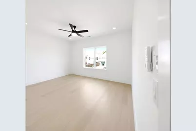 7417 Charlie Street #B, Houston, TX 77088 - Photo 18