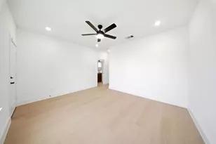 7417 Charlie St, Houston, TX 77088 - Photo 30
