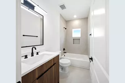 7417 Charlie Street #B, Houston, TX 77088 - Photo 16