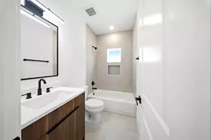 7417 Charlie St, Houston, TX 77088 - Photo 16