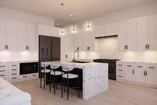 5505 Grand Lake St, Houston, TX 77081 - Photo 4