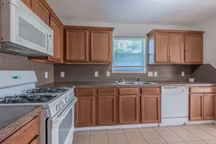 10203 Azalea Village, Houston, TX 77088 - Photo 8