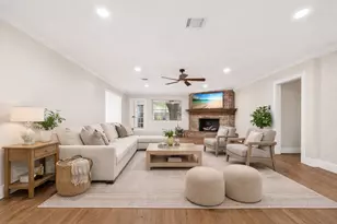 11507 Barwood Bend Dr, Houston, TX 77065 - Photo 10