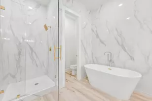 5906 St Augustine St, Houston, TX 77021 - Photo 18