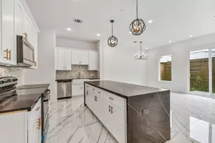 5906 St Augustine St, Houston, TX 77021 - Photo 8