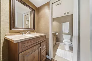 6485 Bayou Glen Rd, Houston, TX 77057 - Photo 14