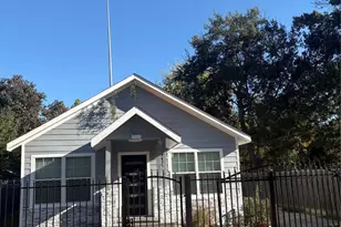 3021 Gray St, Houston, TX 77004 - Photo 2