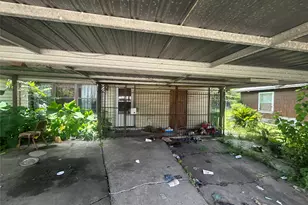 5838 Doolittle Blvd, Houston, TX 77033 - Photo 12
