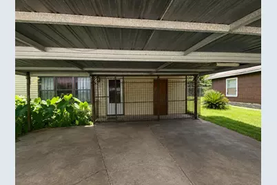 5838 Doolittle Boulevard, Houston, TX 77033 - Photo 2