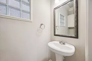3002 Soutine St, Houston, TX 77021 - Photo 8