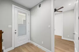 2310 Detering St, Houston, TX 77007 - Photo 6