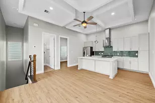 2310 Detering St, Houston, TX 77007 - Photo 2