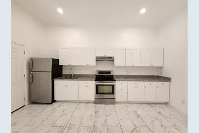 5027 Creekmont Drive #Studio, Houston, TX 77091 - Photo 4