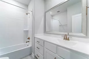 710 Woodbinde, League City, TX 77573 - Photo 28