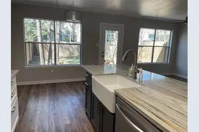 15 Wineberry Place, The Woodlands, TX 77382 - Photo 4