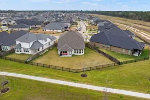 16103 Sapphire Crst Dr, Conroe, TX 77302 - Photo 34