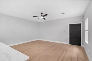 9918 Fillmore, Houston, TX 77029 - Photo 6