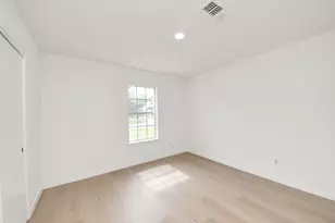7230 Pella Dr, Houston, TX 77036 - Photo 12