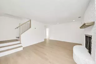 7230 Pella Dr, Houston, TX 77036 - Photo 4