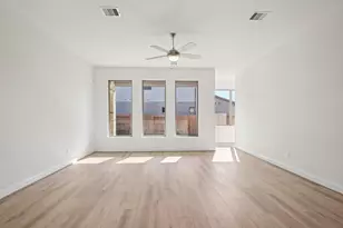 8610 Blue Coral Dr, Cypress, TX 77433 - Photo 4